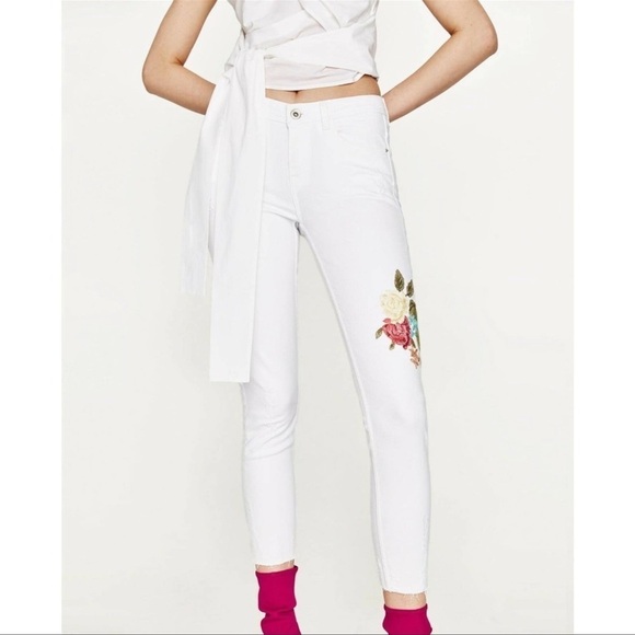 Zara Embroid White jeans - Picture 1 of 4